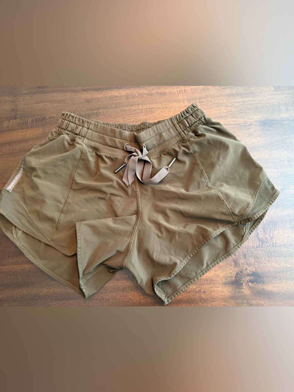 LULULEMON: 2” Hotty Hot Shorts